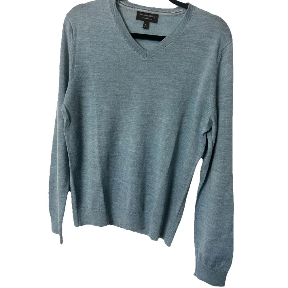 Banana Republic Men L Merino Wool Knit Sweater Blue V Neck Pullover Long Sleeve